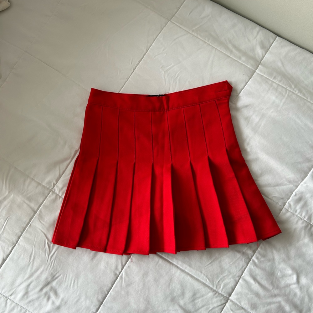Adorable red skirt